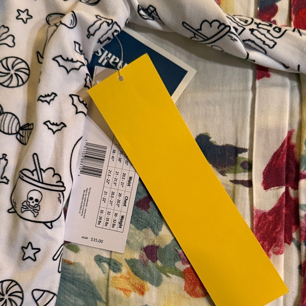 Color me! Kids Halloween PJ set! - Picture 5 of 6